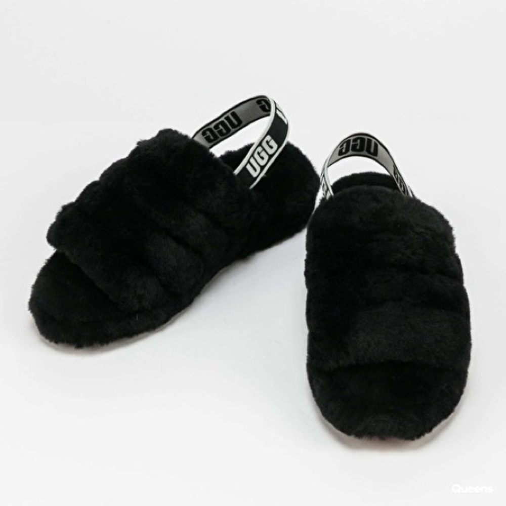 Women’s Fluff Yeah Slide Uggs in Black - Size 6W